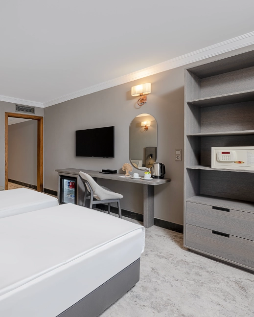 Room image 3