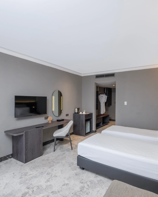 Room image 3